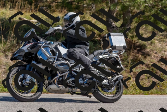 202510041236-DSC_6585_c4_