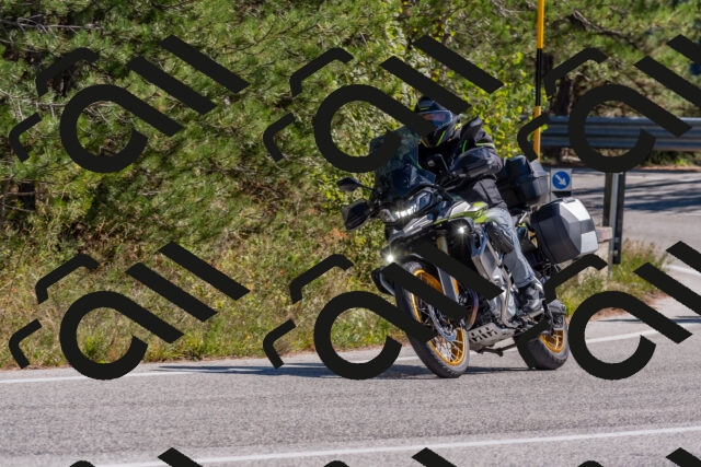 202510041237-DSC_6601_c4_