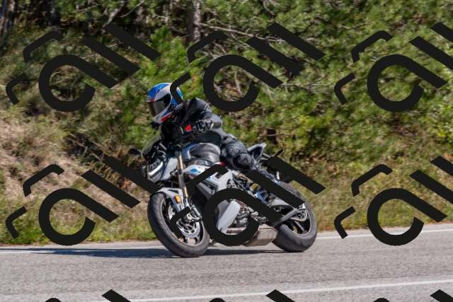 202510041300-DSC_6674_c4_