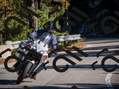 20251011104250-_5006330_am_