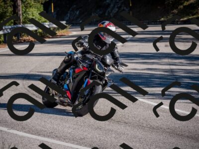 20251011104314-_5006336_am_