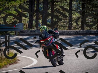 20251011105144-_5006357_am_