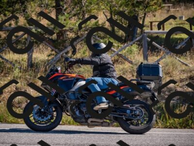 20251011110406-_5006415_am_