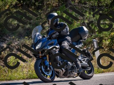 20251011111628-_5006482_am_