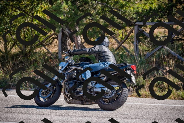 20251011112102-_5006525_am_