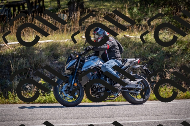 20251011112215-_5006538_am_