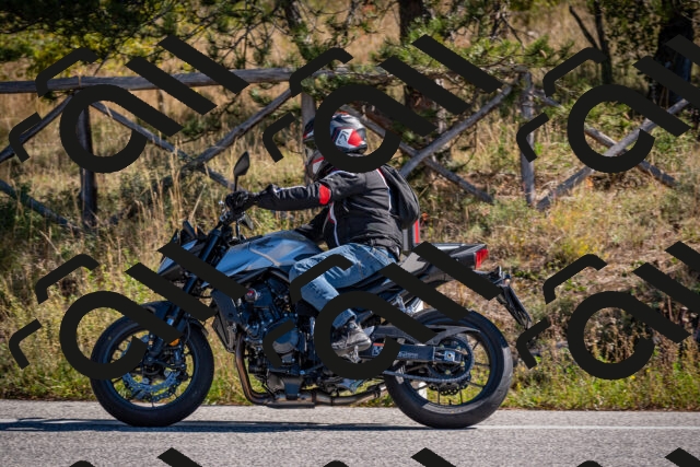 20251011112215-_5006539_am_