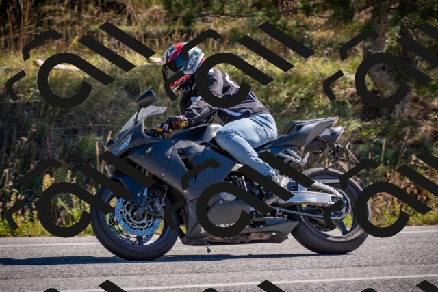 20251011112222-_5006542_am_