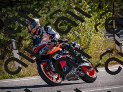 20251011112437-_5006560_am_