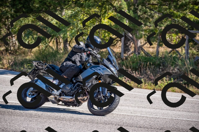 20251011112451-_5006565_am_