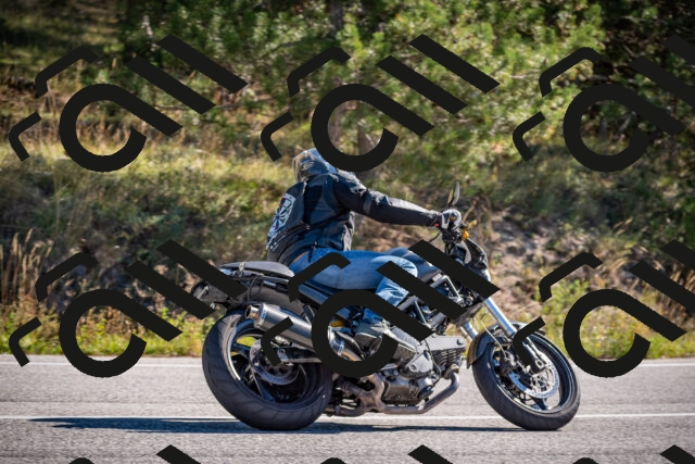 20251011112519-_5006571_am_