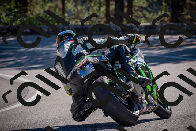 20251011112931-_5006601_am_