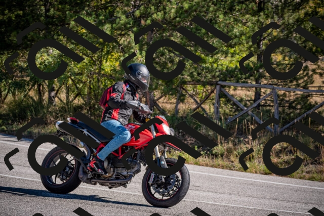 20251011113011-_5006627_am_