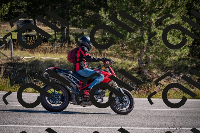 20251011113012-_5006629_am_