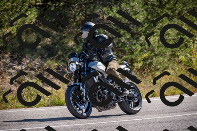 20251011113230-_5006638_am_