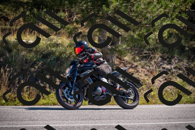 20251011113516-_5006654_am_