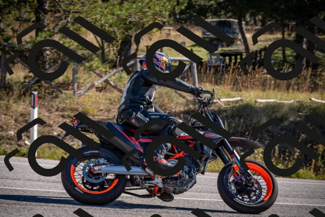 20251011113849-_5006663_am_