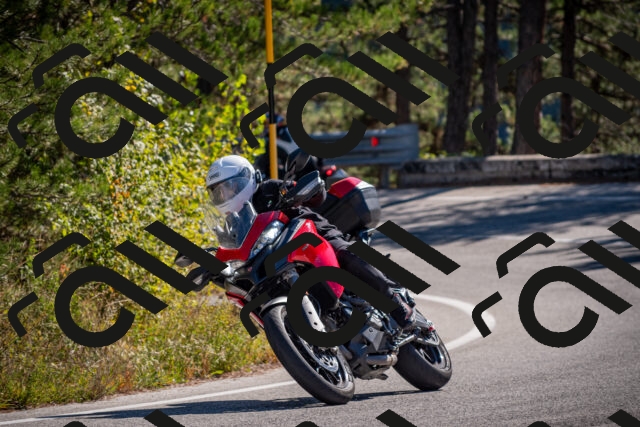 20251011113853-_5006665_am_