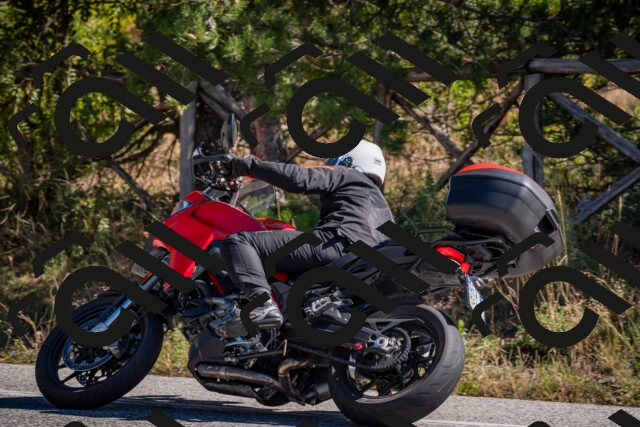 20251011113855-_5006668_am_