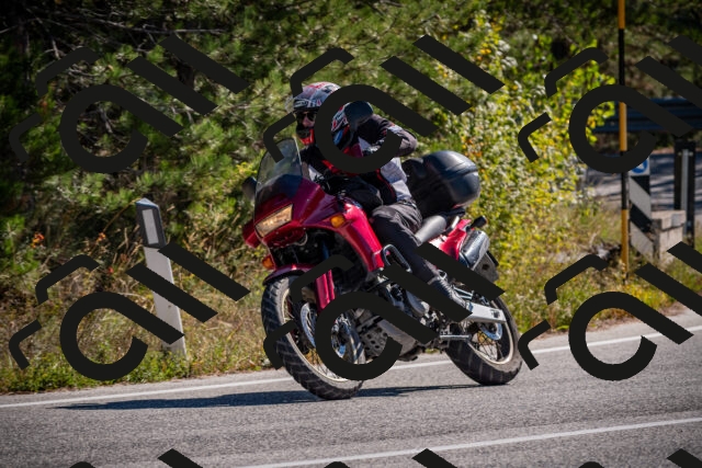 20251011113911-_5006672_am_