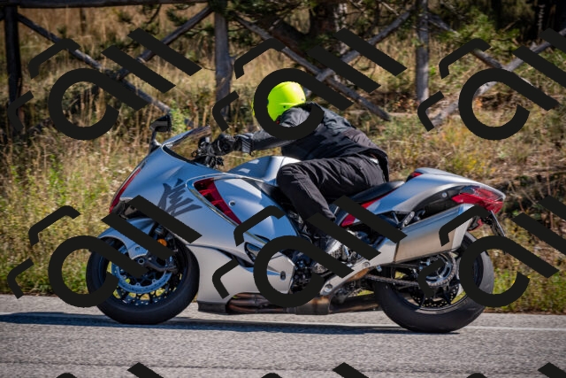 20251011114046-_5006685_am_