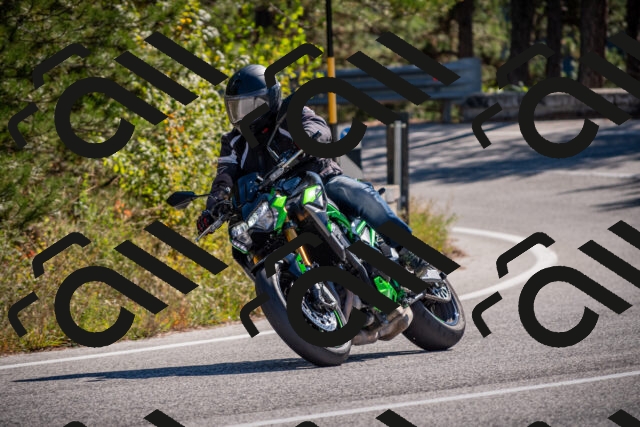 20251011114257-_5006688_am_