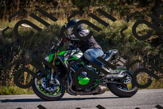 20251011114257-_5006690_am_