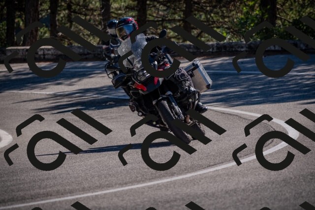 20251011114310-_5006691_am_