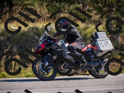 20251011114312-_5006693_am_