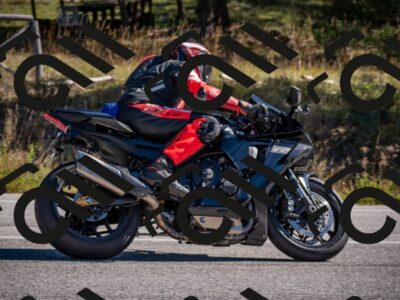 20251011114401-_5006713_am_