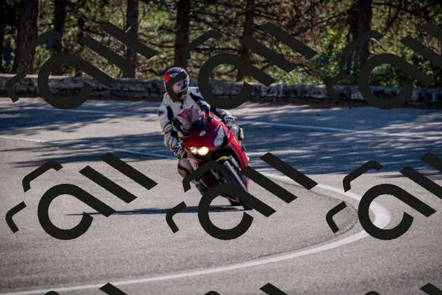 20251011114615-_5006729_am_