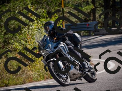 20251011114840-_5006737_am_