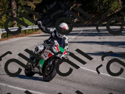 20251011115027-_5006749_am_