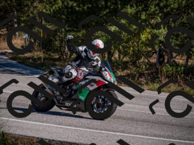 20251011115028-_5006750_am_