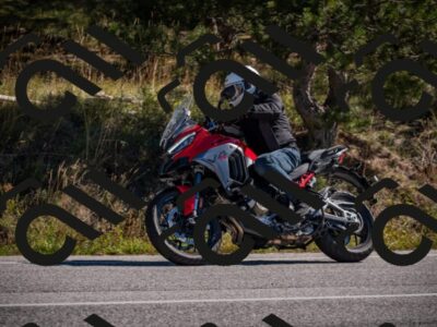 20251011115303-_5006766_am_