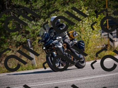 20251011120215-_5006847_am_