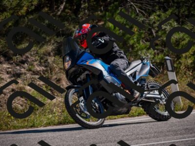 20251011120746-_5006882_am_