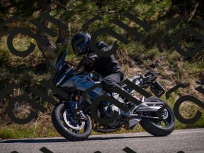 20251011120802-_5006888_am_