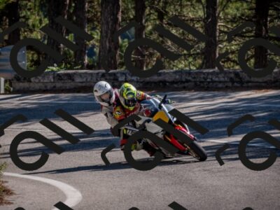 20251011123052-_5007158_am_