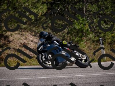 20251011124007-_5007204_am_