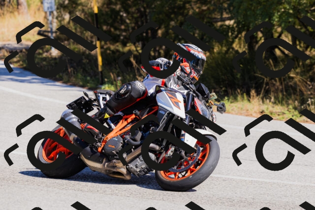 202510111306-_04A2177_c3