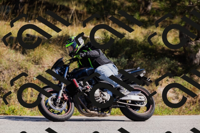 202510111315-_04A2283_c3