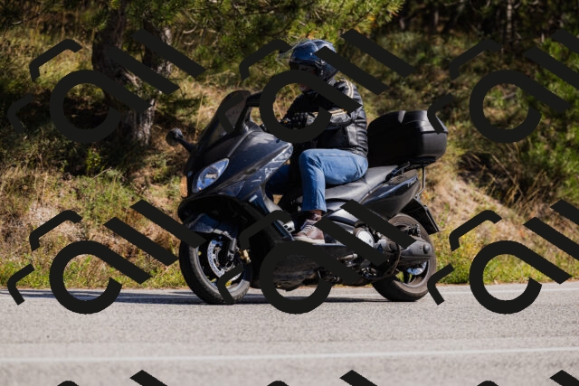 202510111322-_04A2345_c3