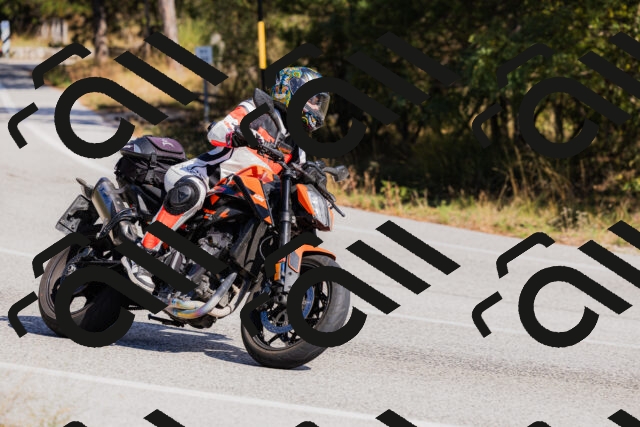 202510111327-_04A2369_c3