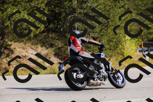 202510111328-_04A2373_c3