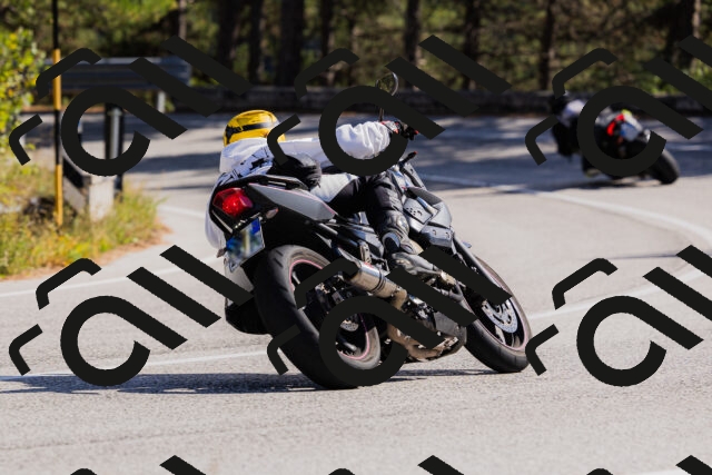 202510111330-_04A2386_c3