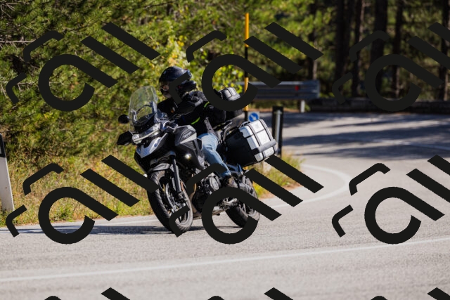 202510111331-_04A2410_c3