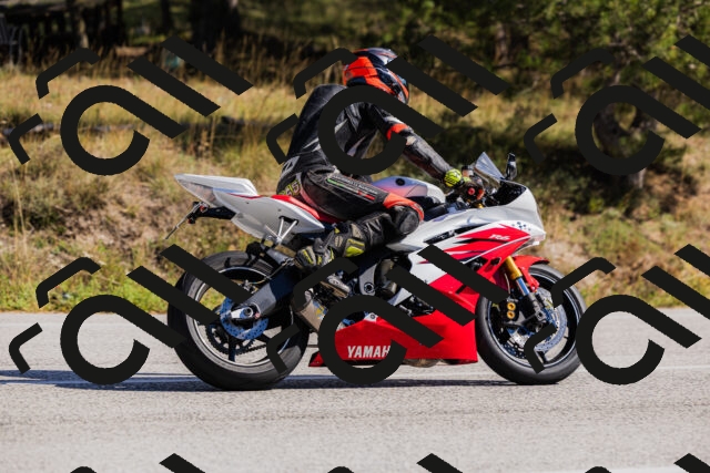 202510111332-_04A2422_c3