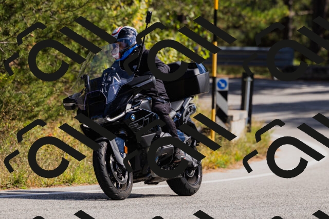 202510111342-_04A2463_c3