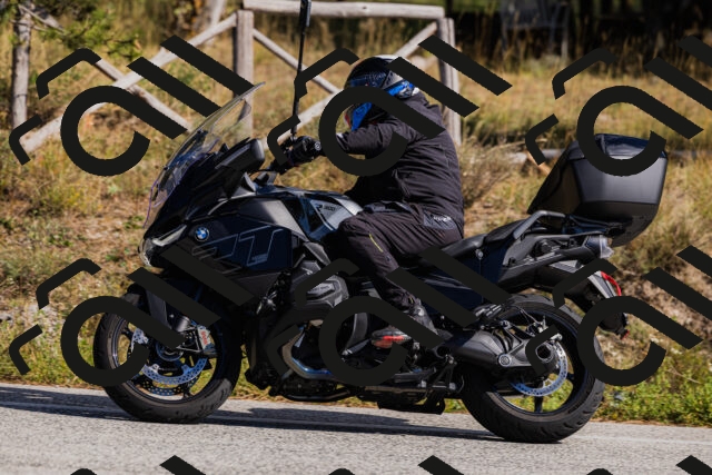 202510111342-_04A2464_c3